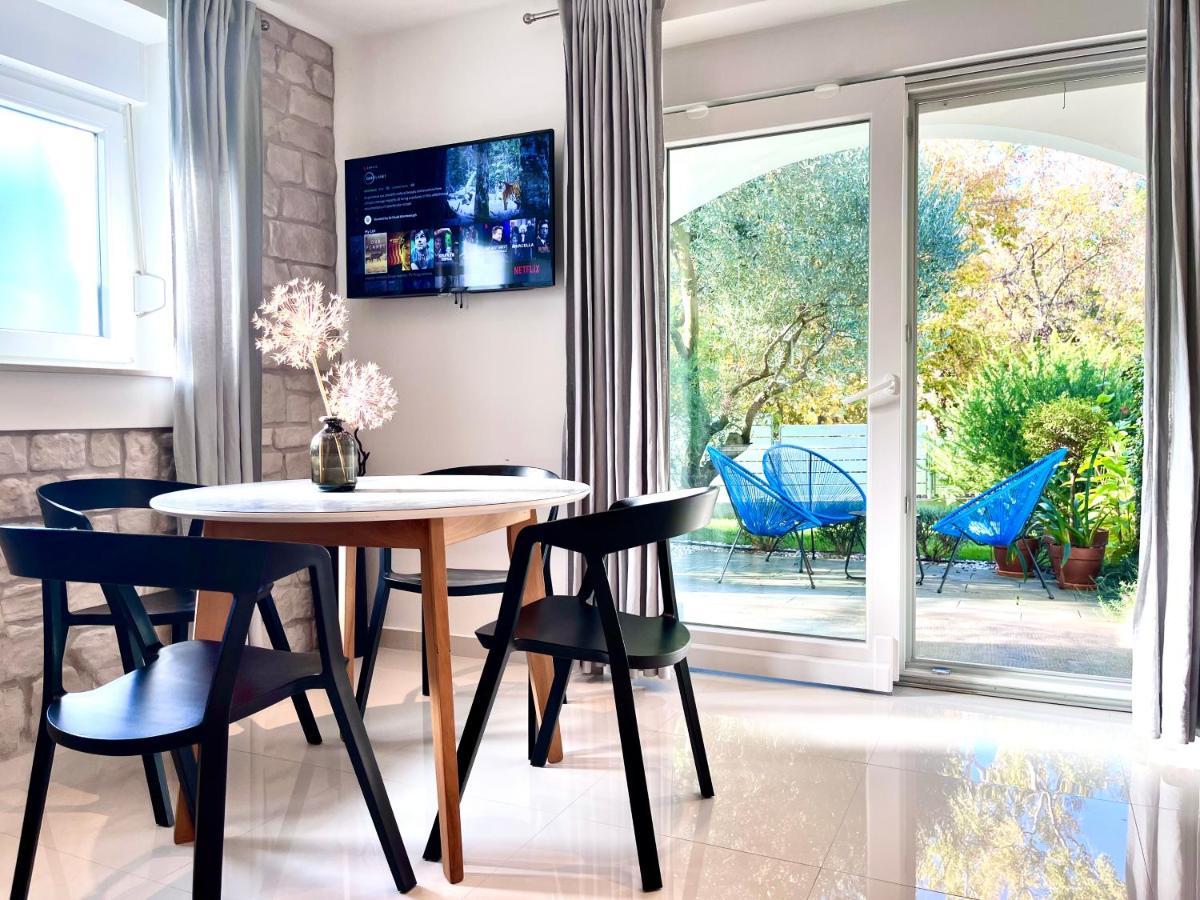 The Park Apartments ซาดาร์ ภายนอก รูปภาพ