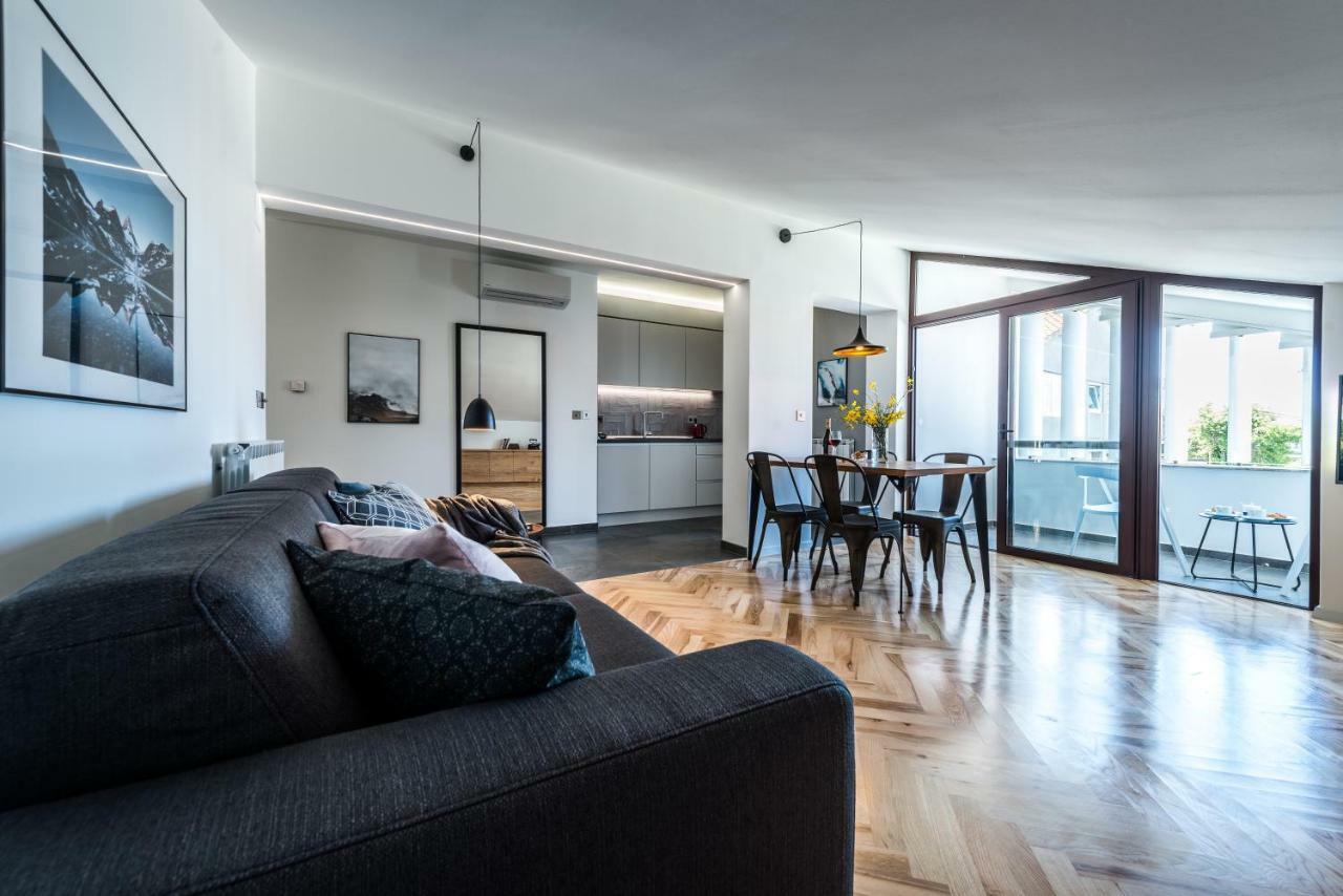 The Park Apartments ซาดาร์ ภายนอก รูปภาพ