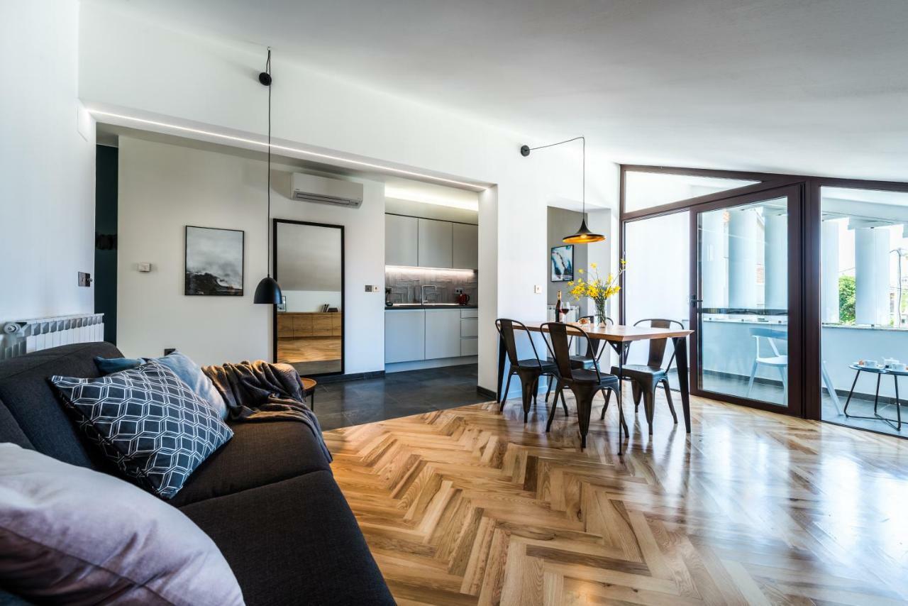 The Park Apartments ซาดาร์ ภายนอก รูปภาพ